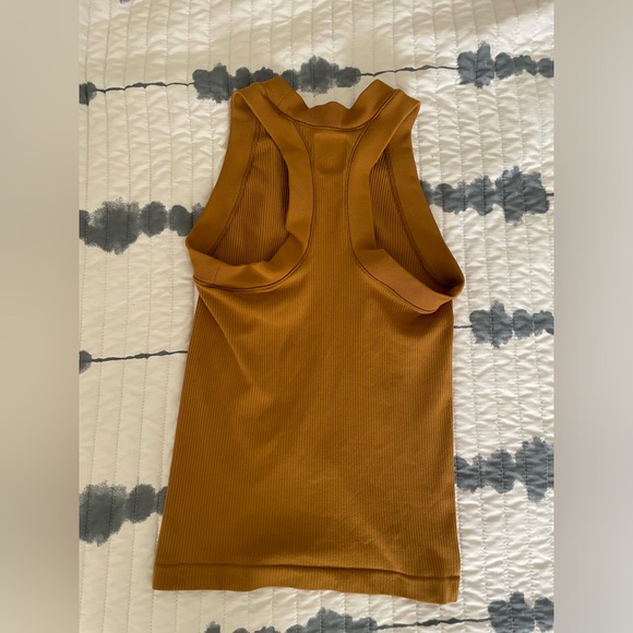 Athleta top size XS - Picture 4 of 4